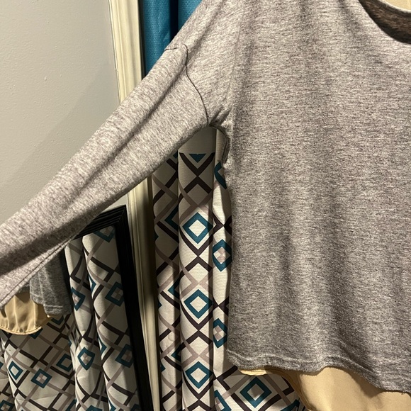 Crossback Knit Top - Picture 3 of 4